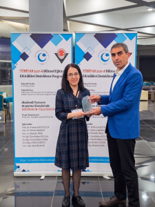 Gülçin AYITGU METİN —